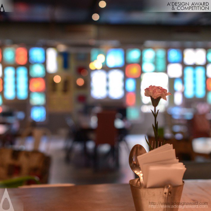 Adda (Multifunctional Cafe Design)