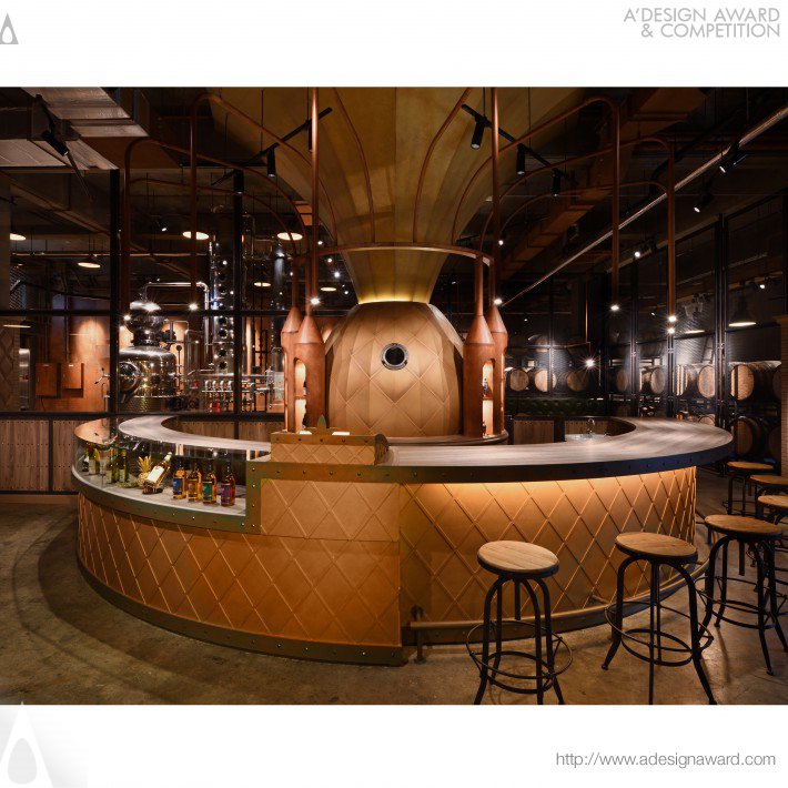 La Pina Distillery Amusement Shop by Shinjiro Heshiki
