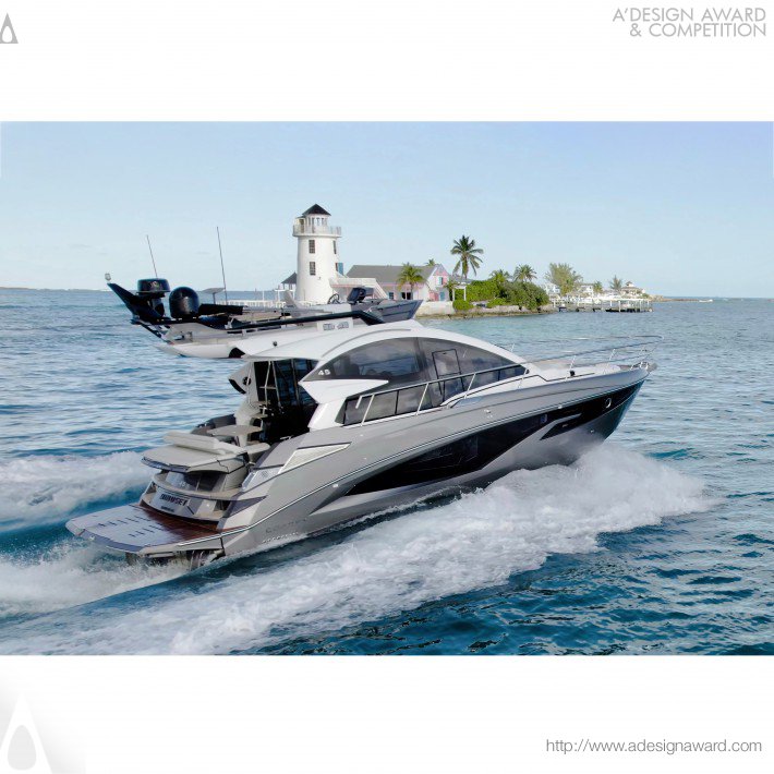 Cobrey C45 Fly Motor Yacht by Alessandro Inno