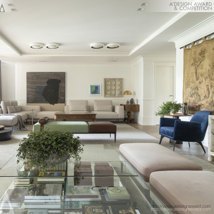 Contemporary Mix Residential Apartment by Thiago Mondini
