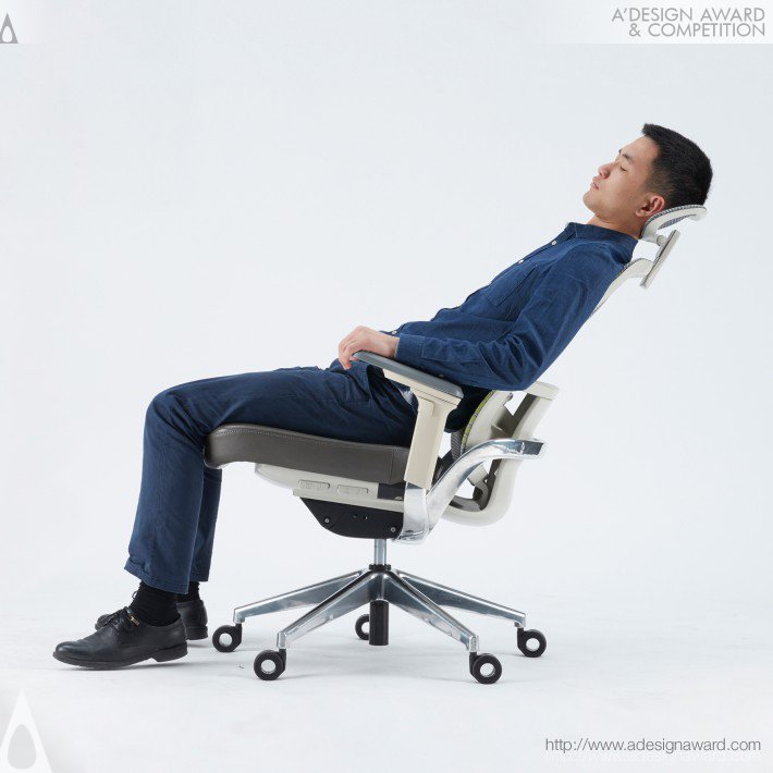 hip-chair-by-sunon-design-team-and-alegredesign-4