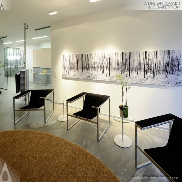 Peter Stasek Therapy-Lounge For Dental Beauty