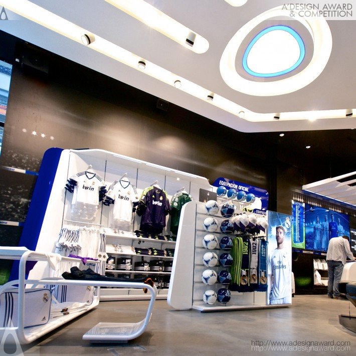 Real Madrid Official Store (Official Store, Retail Design)
